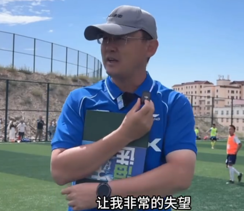 而在两年后, 常感兴趣 而在两年后, 常感兴趣