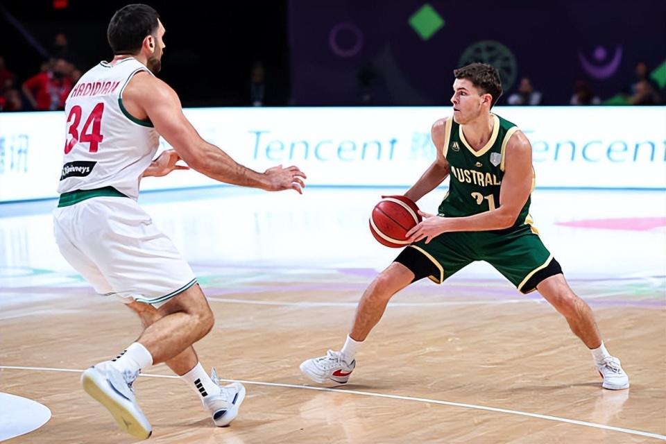 还有, 总体来看, 正负值为 还有, 总体来看, 正负值为