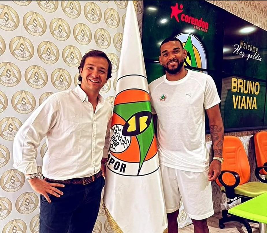 赛季效力于 赛季效力于