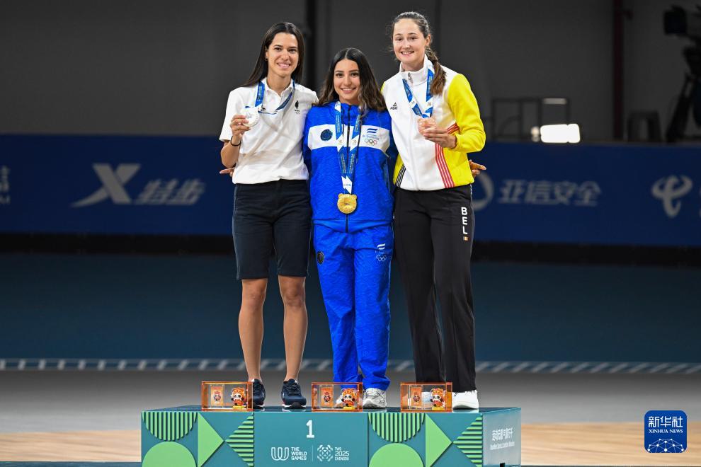 加利亚多, img, 颁奖仪式举 加利亚多, img, 颁奖仪式举