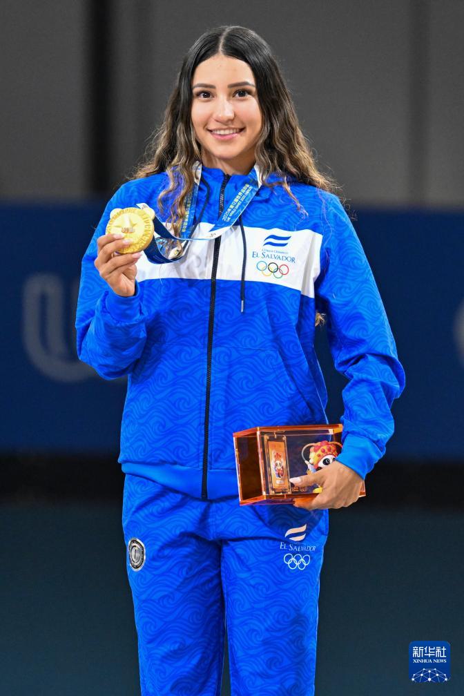 src, tenan, 颁奖仪式上 src, tenan, 颁奖仪式上