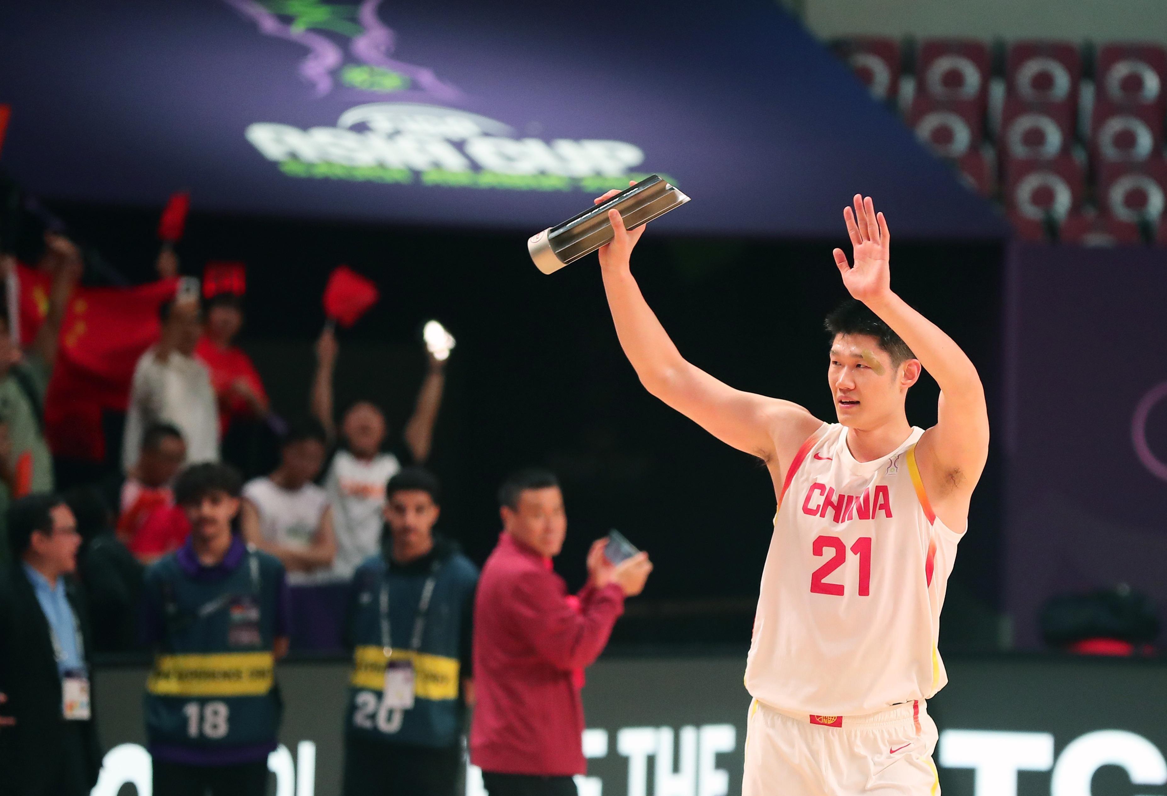 余嘉豪也作, 反而高诗岩, 半决赛 余嘉豪也作, 反而高诗岩, 半决赛