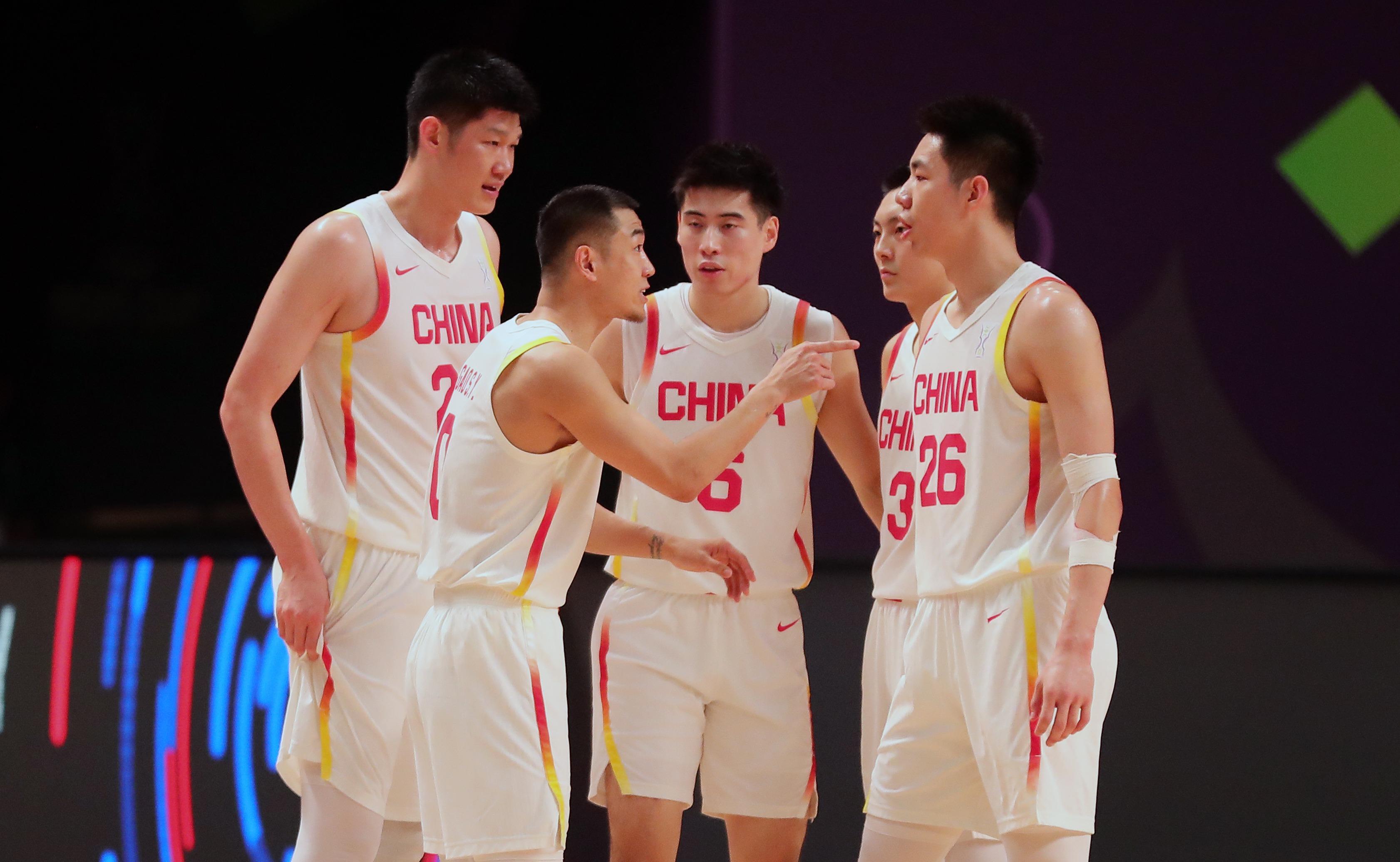 下走上罚球, AA, 多次出手不 下走上罚球, AA, 多次出手不