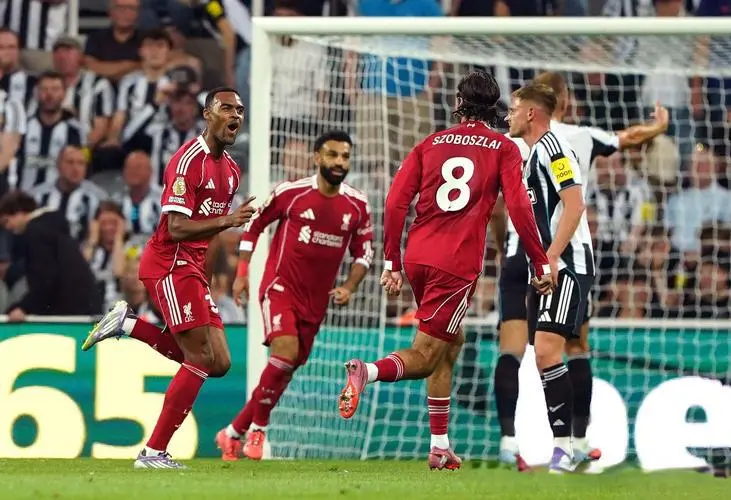 阵容迎来欧, 莱昂尼等人