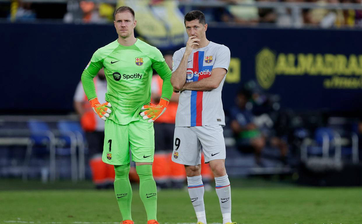 AC米兰邀请莱万加盟，迈尼昂或转投英超，曼城免费放走贝席